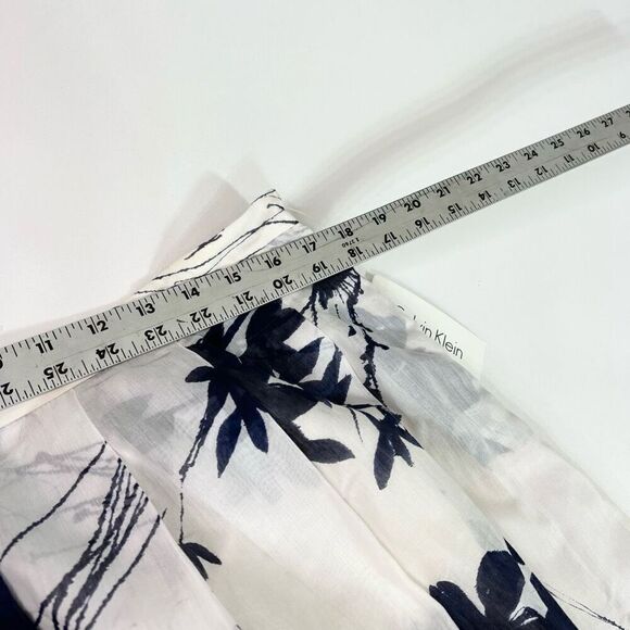 Calvin Klein Skirt Womens 14 Black & White Floral Print Silk Mini Pleated NWT - Picture 3 of 9